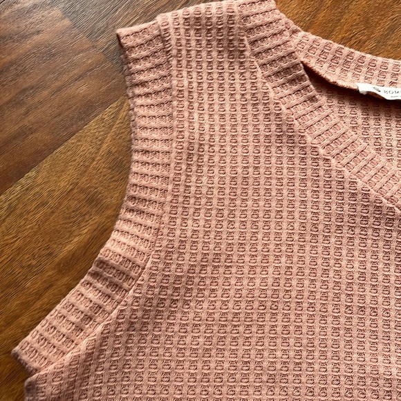 BNWOT Oversized Bombom waffle knit blush pink sleeveless V-neck - Picture 4 of 11